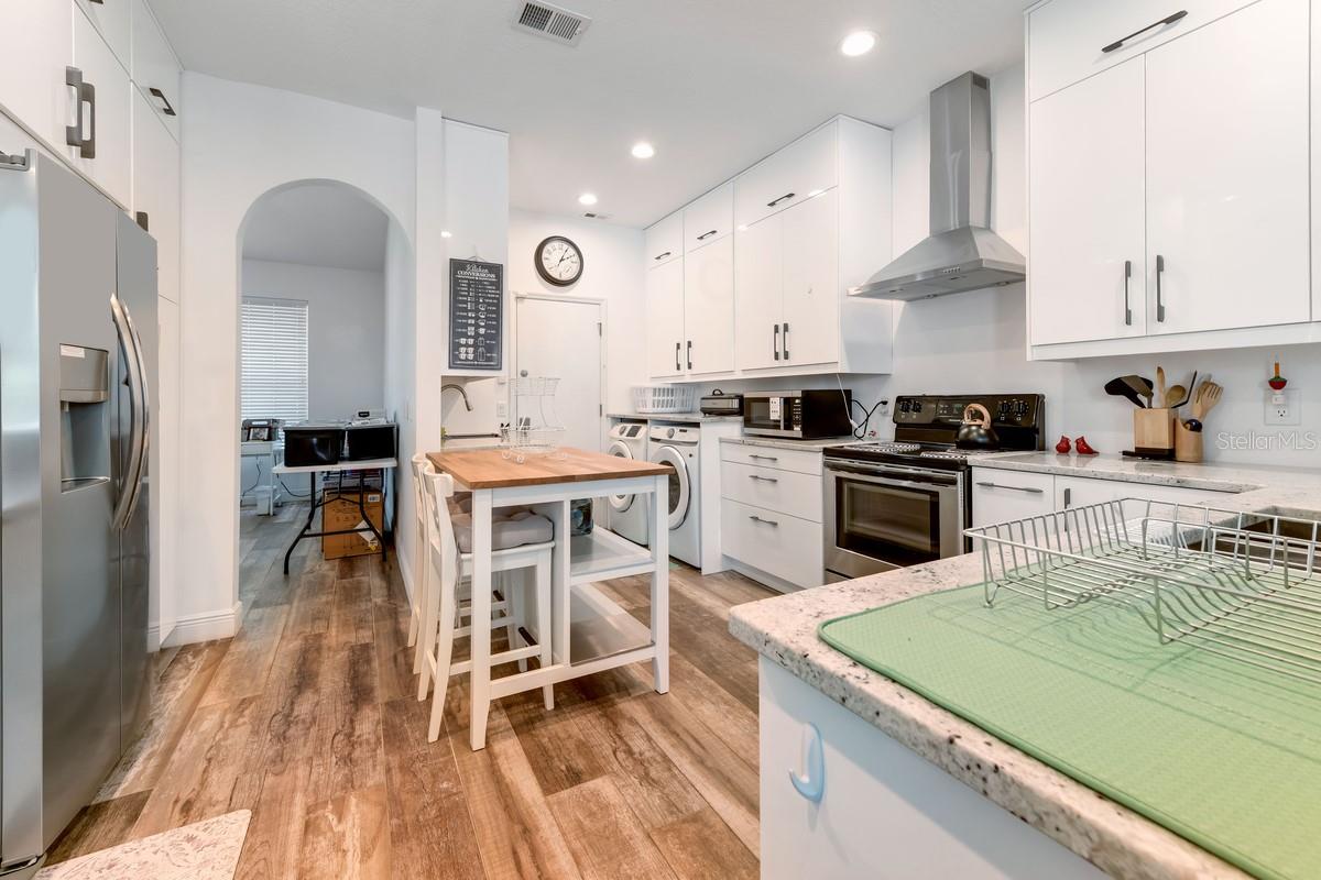 1901 PARK FOREST BLVD, MOUNT DORA, FL, 32757