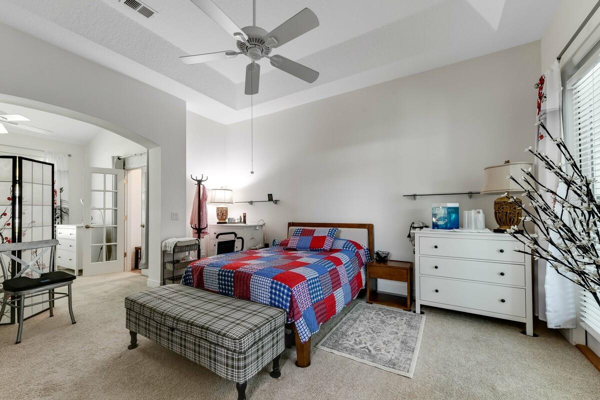 1901 PARK FOREST BLVD, MOUNT DORA, FL, 32757