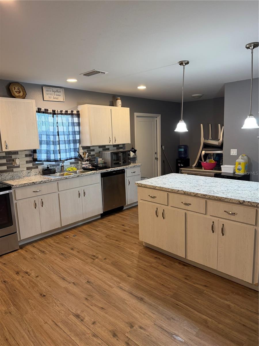1224 SE CARNAHAN AVE, ARCADIA, FL, 34266