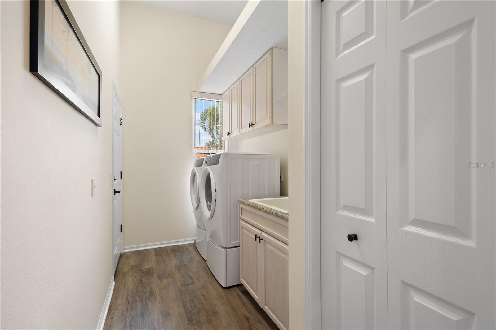 1985 WHITE FEATHER LN, NOKOMIS, FL, 34275