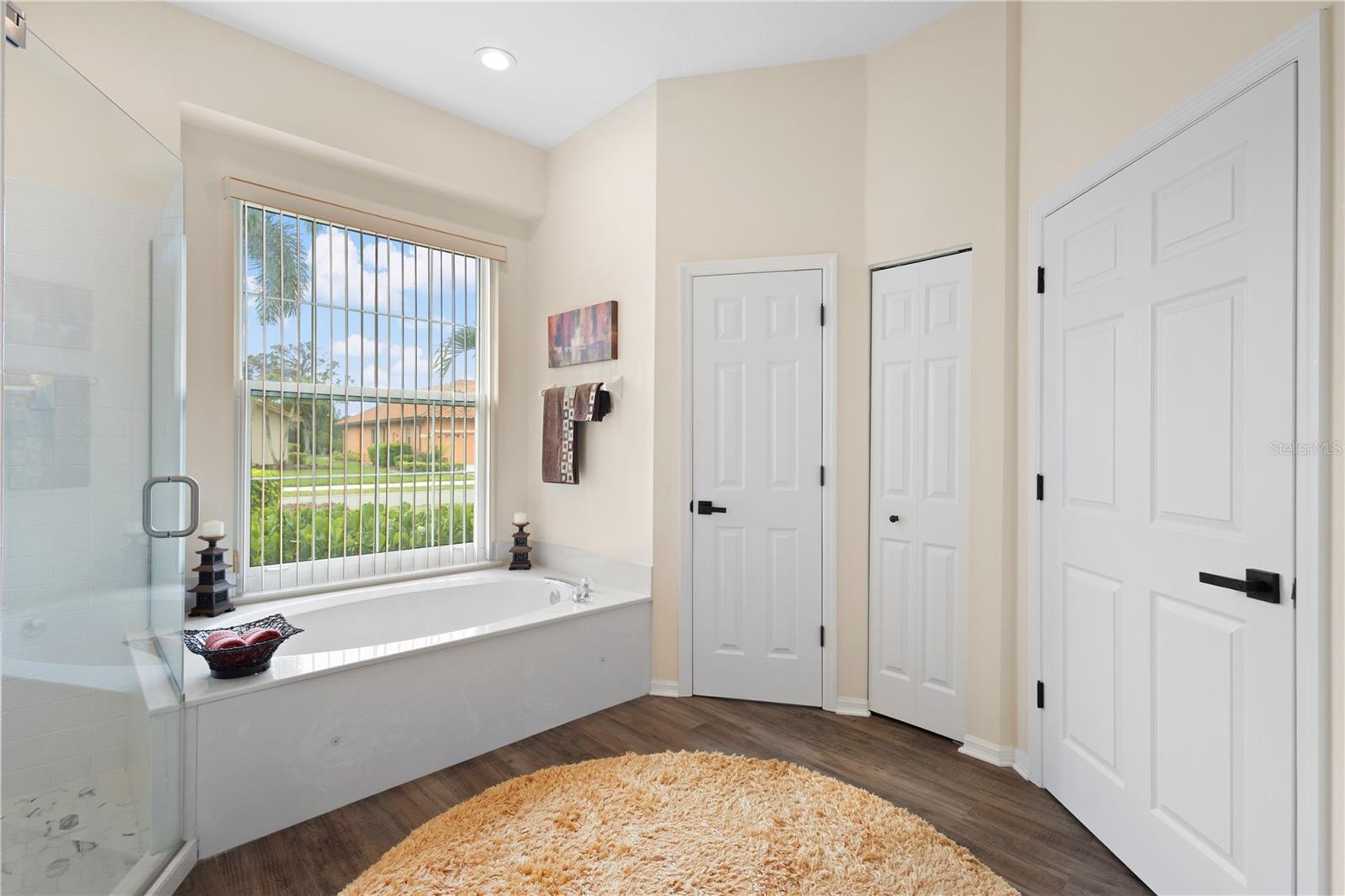 1985 WHITE FEATHER LN, NOKOMIS, FL, 34275