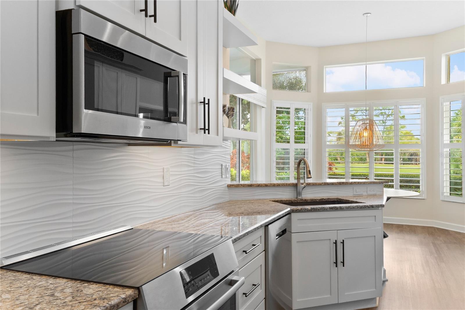 1985 WHITE FEATHER LN, NOKOMIS, FL, 34275