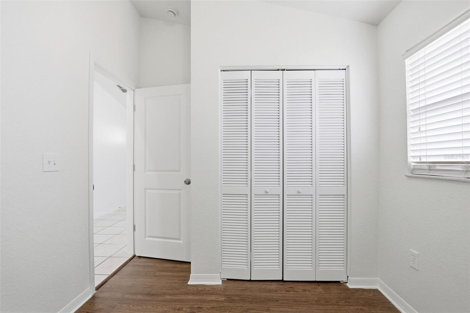 5817 MOHR LOOP, TAMPA, FL, 33615