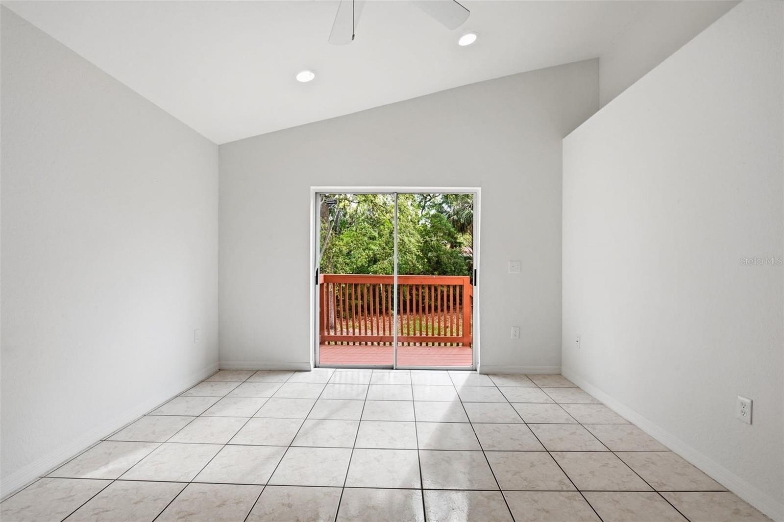 5817 MOHR LOOP, TAMPA, FL, 33615