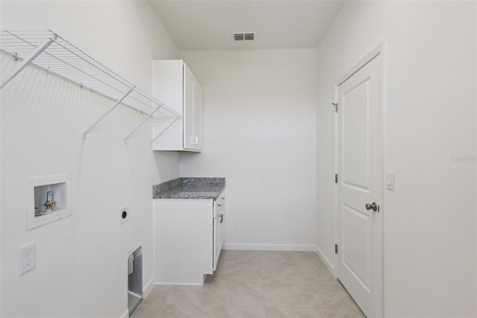 3704 WATERCLIFF CIR, GRAND ISLAND, FL, 32735