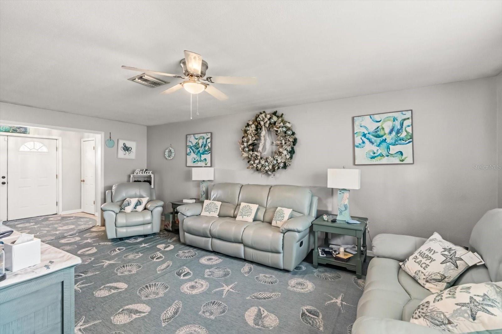 820 E CLIFFORD AVE, EUSTIS, FL, 32726