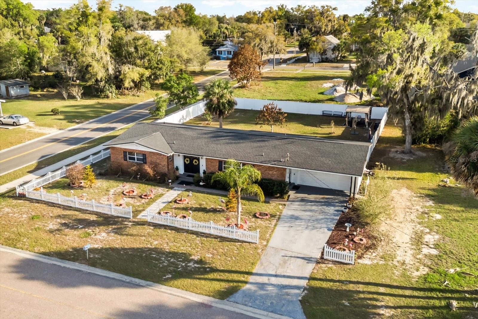 820 E CLIFFORD AVE, EUSTIS, FL, 32726