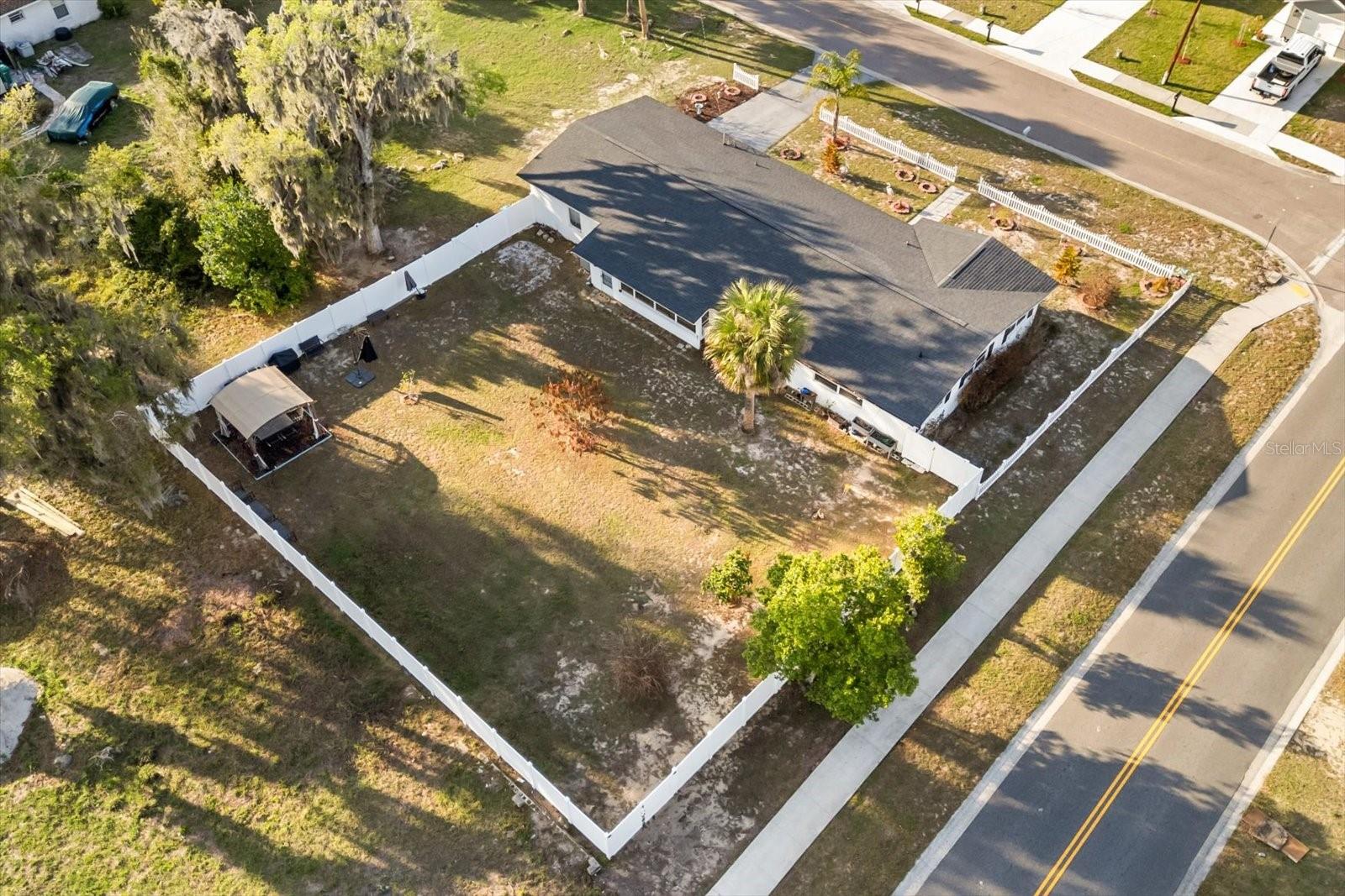 820 E CLIFFORD AVE, EUSTIS, FL, 32726
