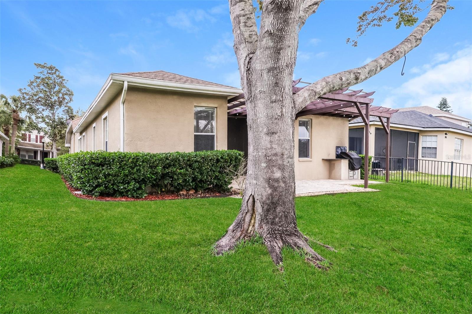 8214 LAGERFELD DR, LAND O LAKES, FL, 34637