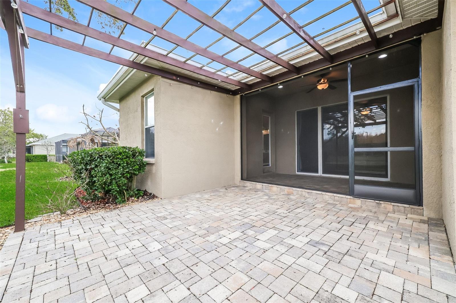 8214 LAGERFELD DR, LAND O LAKES, FL, 34637