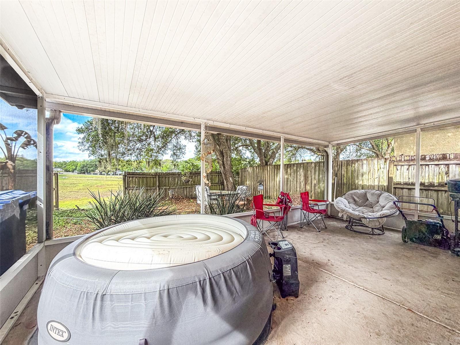 626 CAPE COD CIR, VALRICO, FL, 33594