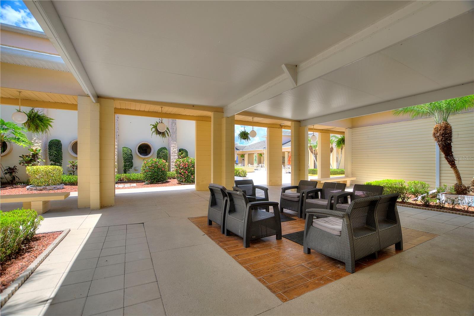 1919 CLUB CIR, LAKE WALES, FL, 33854