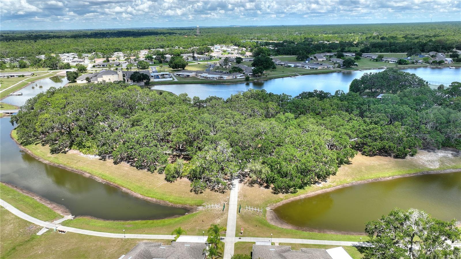 1919 CLUB CIR, LAKE WALES, FL, 33854