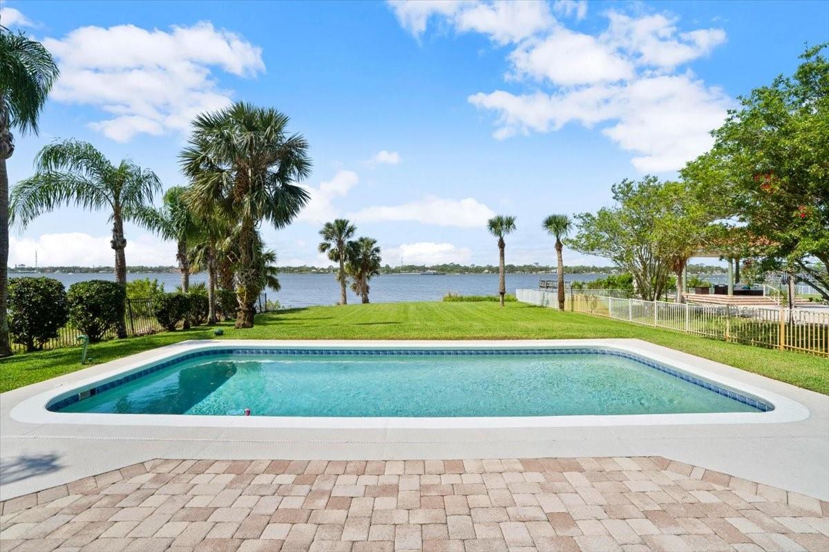 1517 N HALIFAX AVE, DAYTONA BEACH, FL, 32118