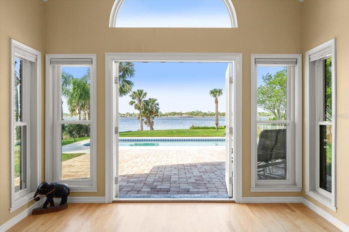 1517 N HALIFAX AVE, DAYTONA BEACH, FL, 32118