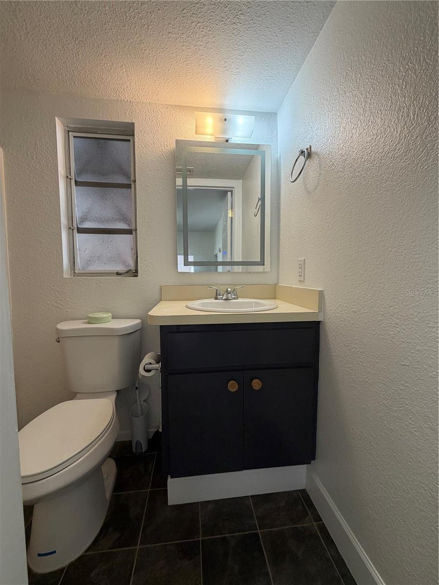 306 N IONA AVE, FRUITLAND PARK, FL, 34731