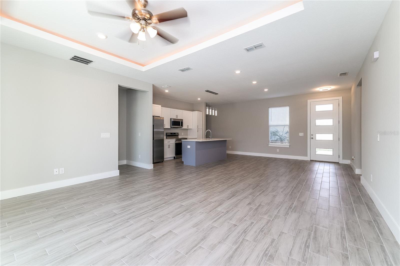 1055 DESMOINES LN, POINCIANA, FL, 34759
