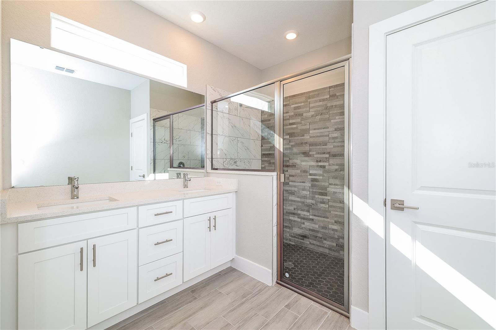 1055 DESMOINES LN, POINCIANA, FL, 34759