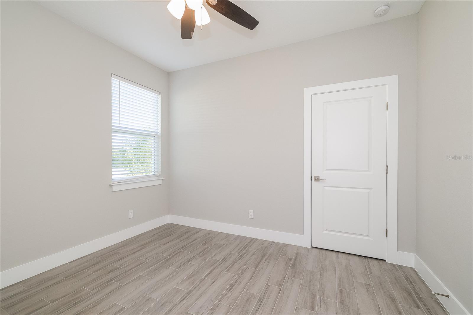 1055 DESMOINES LN, POINCIANA, FL, 34759
