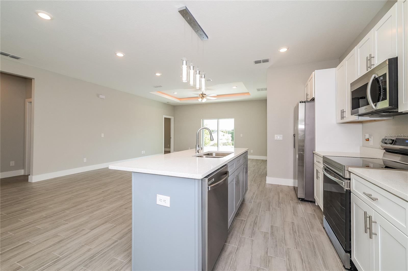 1055 DESMOINES LN, POINCIANA, FL, 34759
