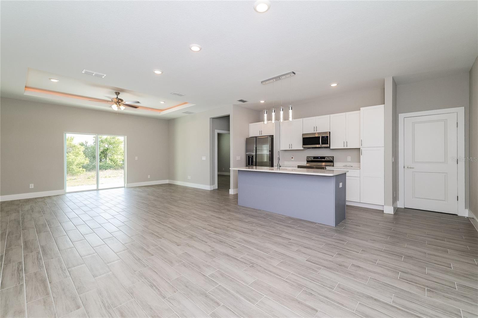 1055 DESMOINES LN, POINCIANA, FL, 34759