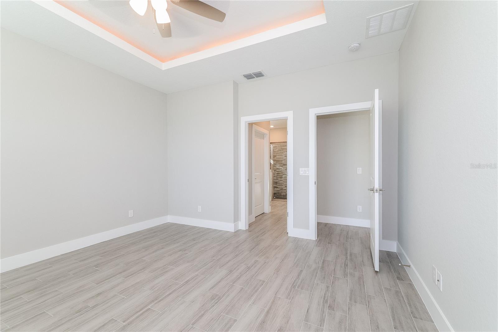 1055 DESMOINES LN, POINCIANA, FL, 34759