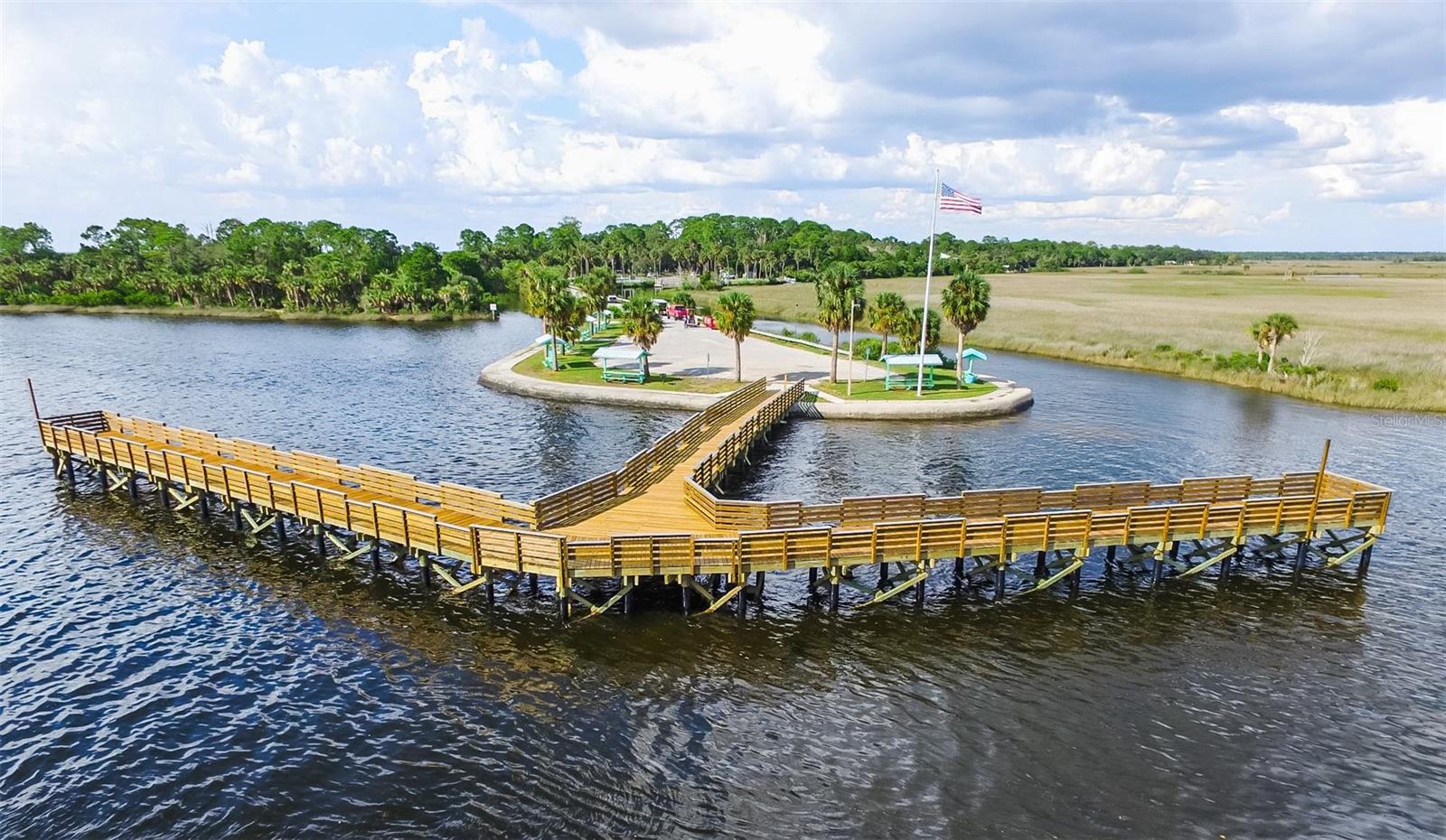 4489 FISHMAN AVE, WEEKI WACHEE, FL, 34607