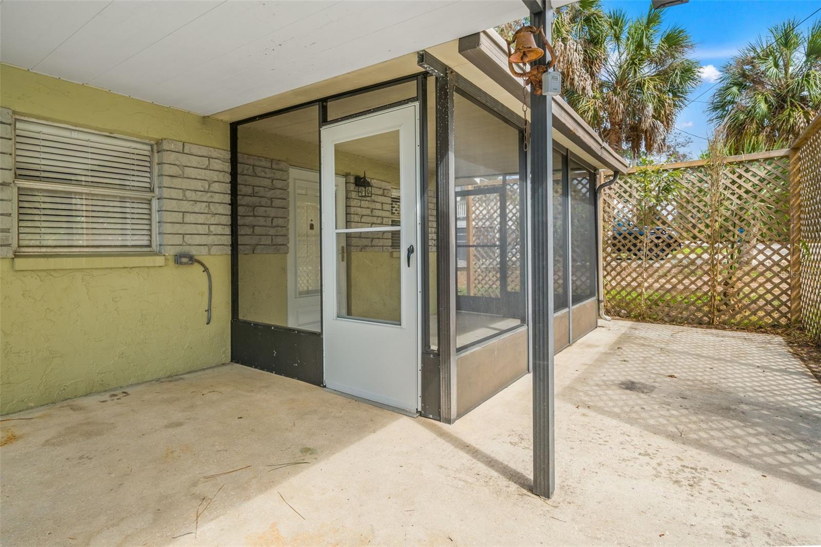 4489 FISHMAN AVE, WEEKI WACHEE, FL, 34607