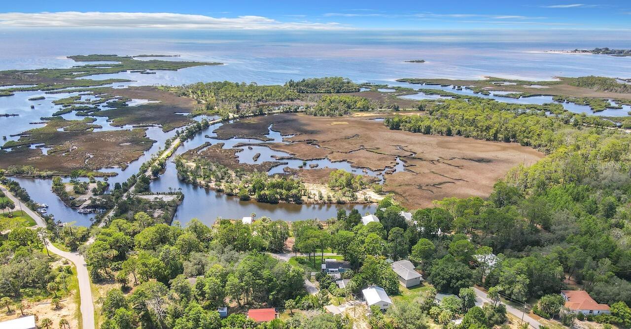 4489 FISHMAN AVE, WEEKI WACHEE, FL, 34607