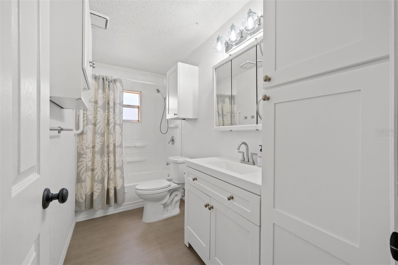 4489 FISHMAN AVE, WEEKI WACHEE, FL, 34607