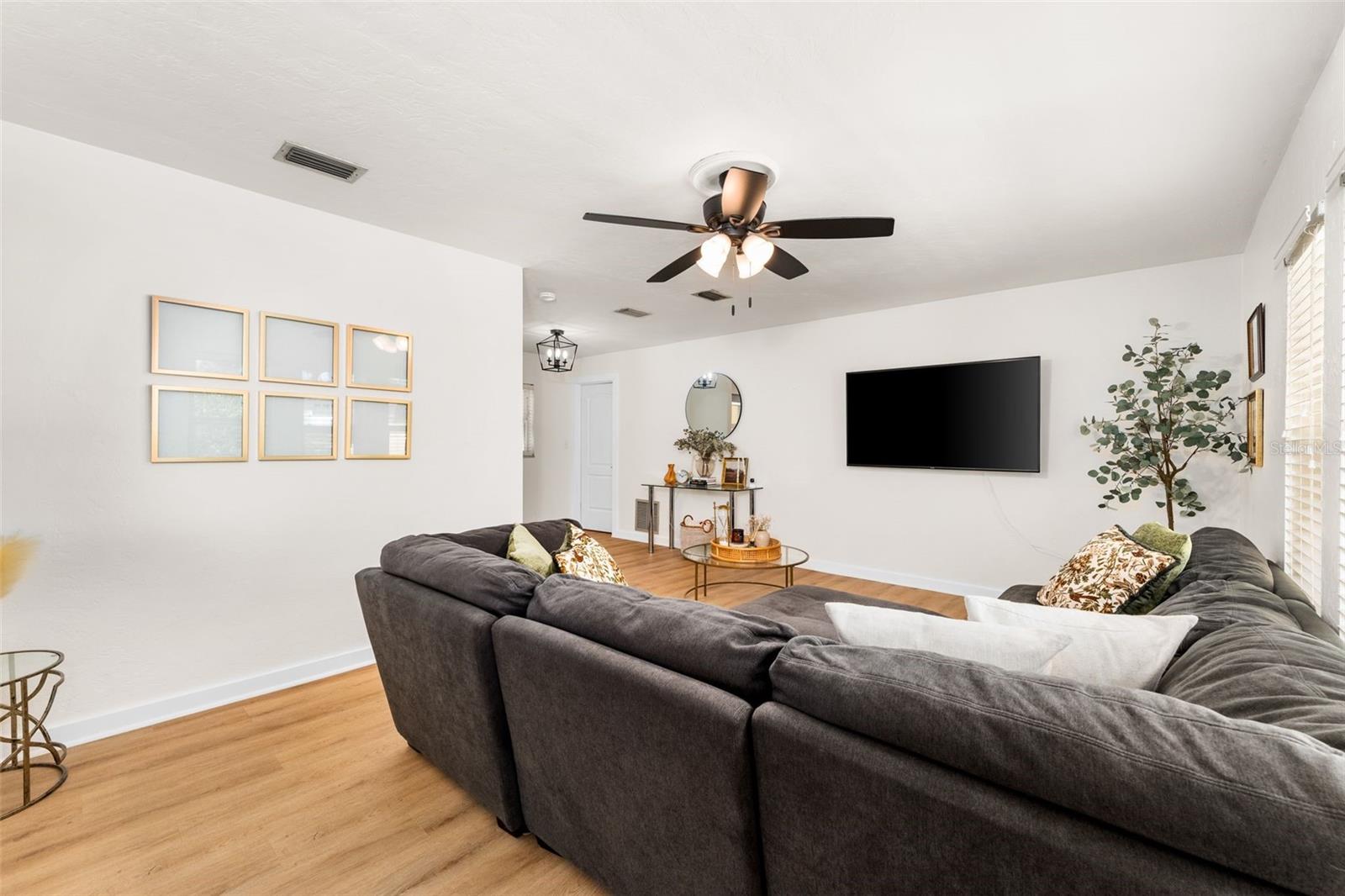 1909 SW 48TH AVE, GAINESVILLE, FL, 32608