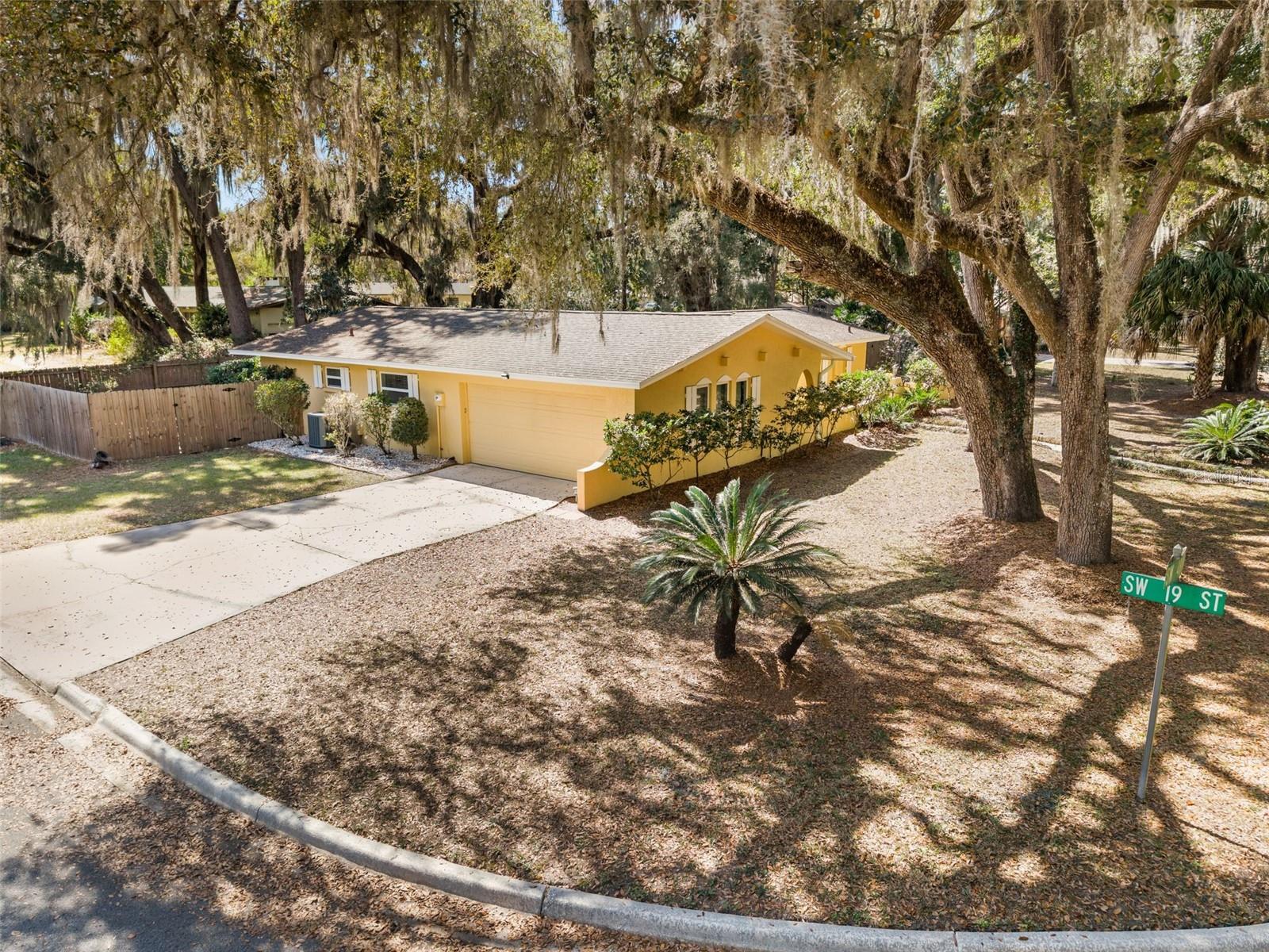 1909 SW 48TH AVE, GAINESVILLE, FL, 32608