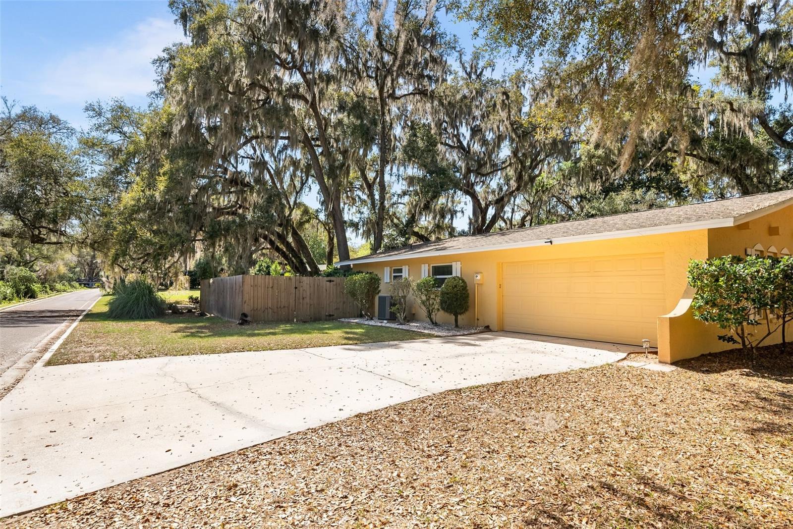 1909 SW 48TH AVE, GAINESVILLE, FL, 32608