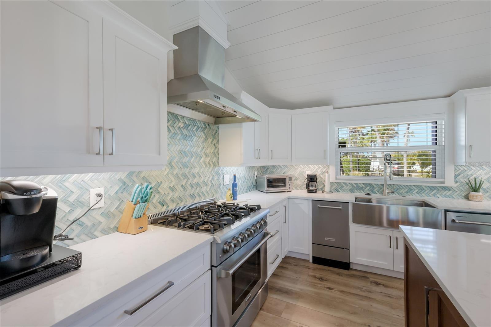 517 70TH ST, HOLMES BEACH, FL, 34217