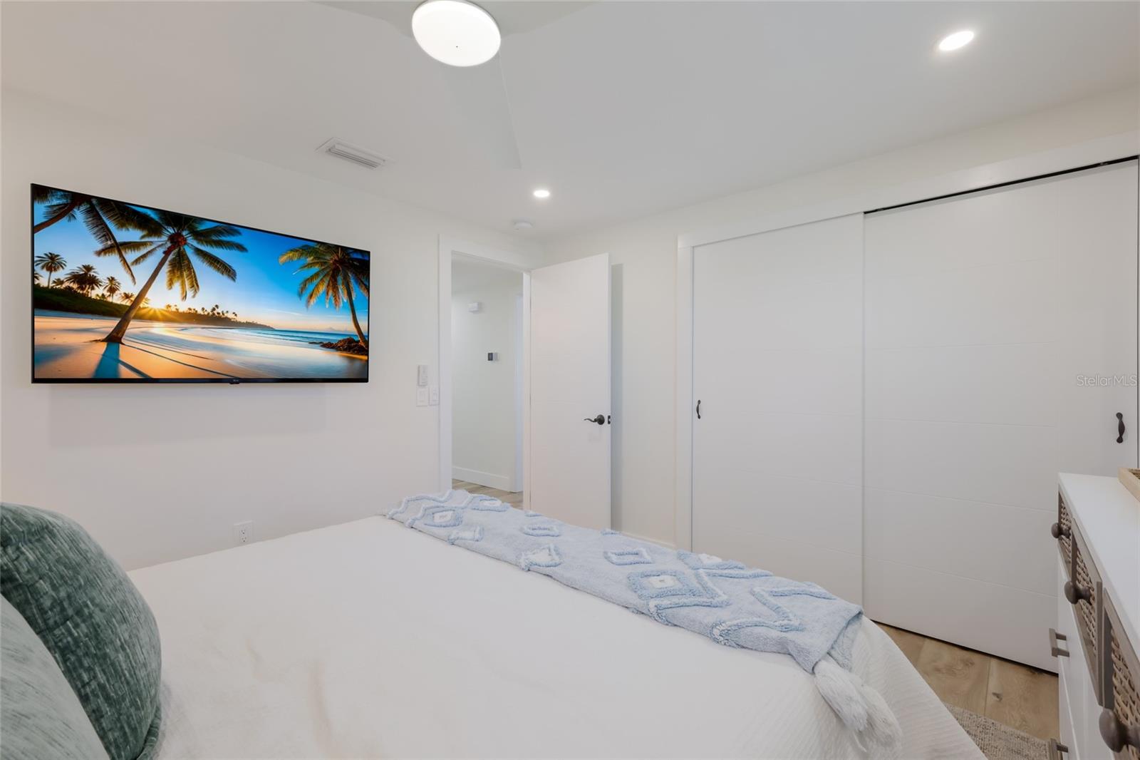 517 70TH ST, HOLMES BEACH, FL, 34217