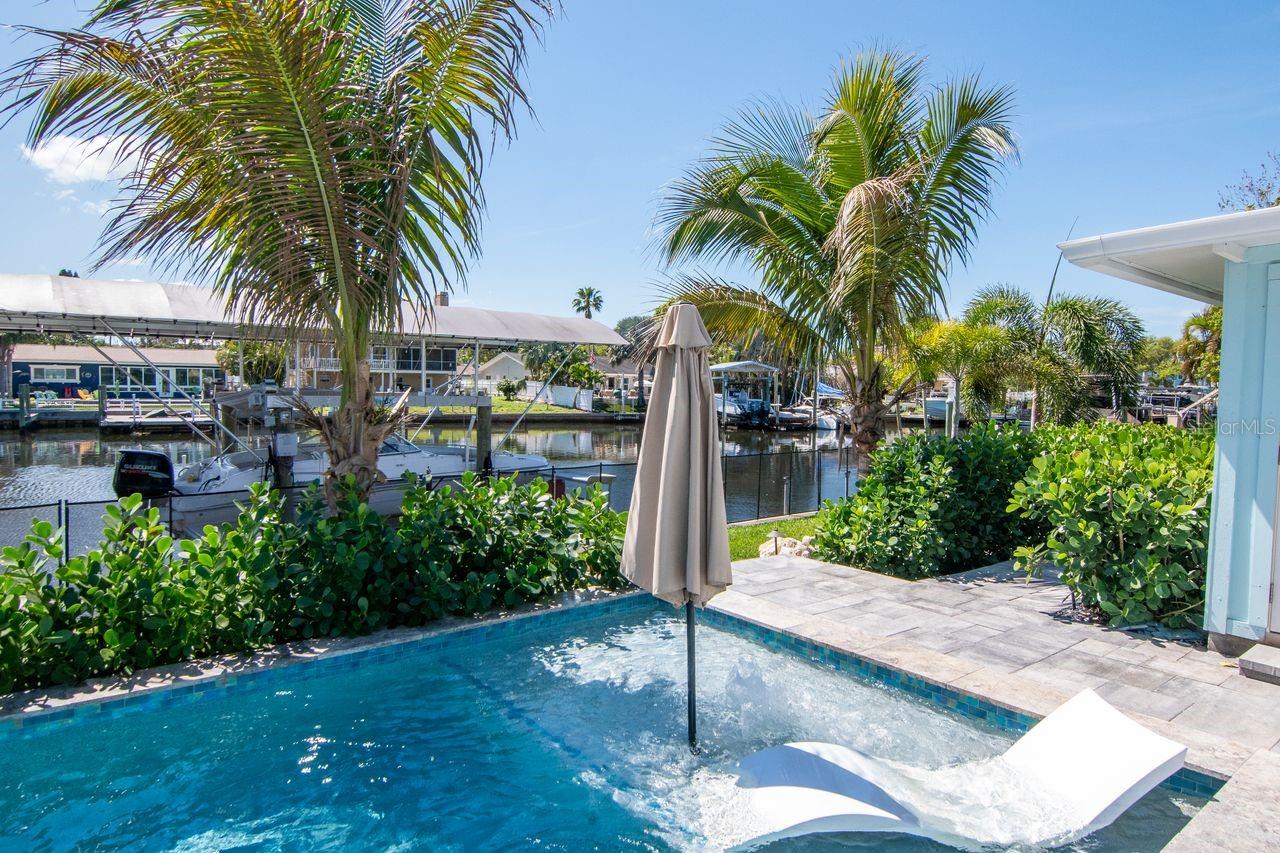 372 WESTWINDS DR, PALM HARBOR, FL, 34683