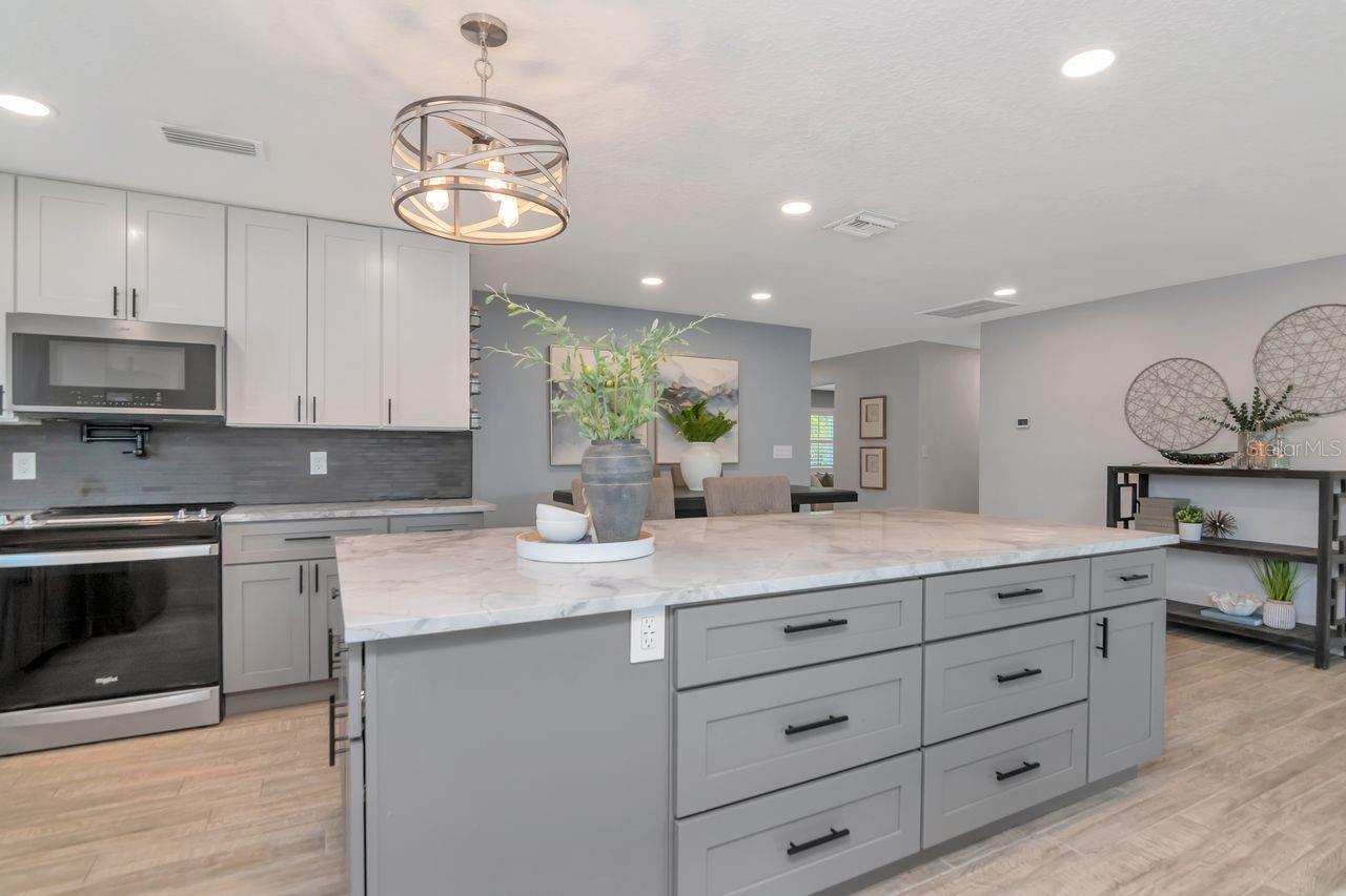 372 WESTWINDS DR, PALM HARBOR, FL, 34683