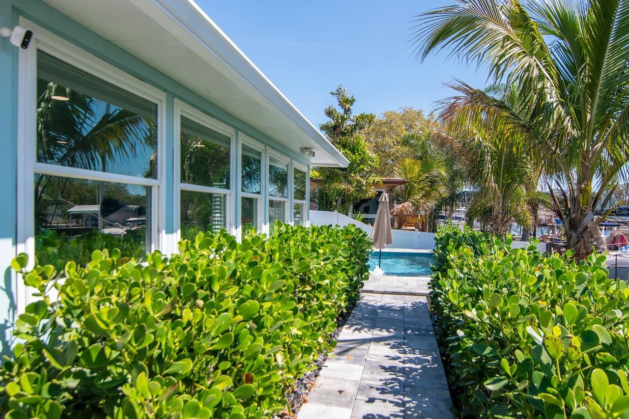 372 WESTWINDS DR, PALM HARBOR, FL, 34683