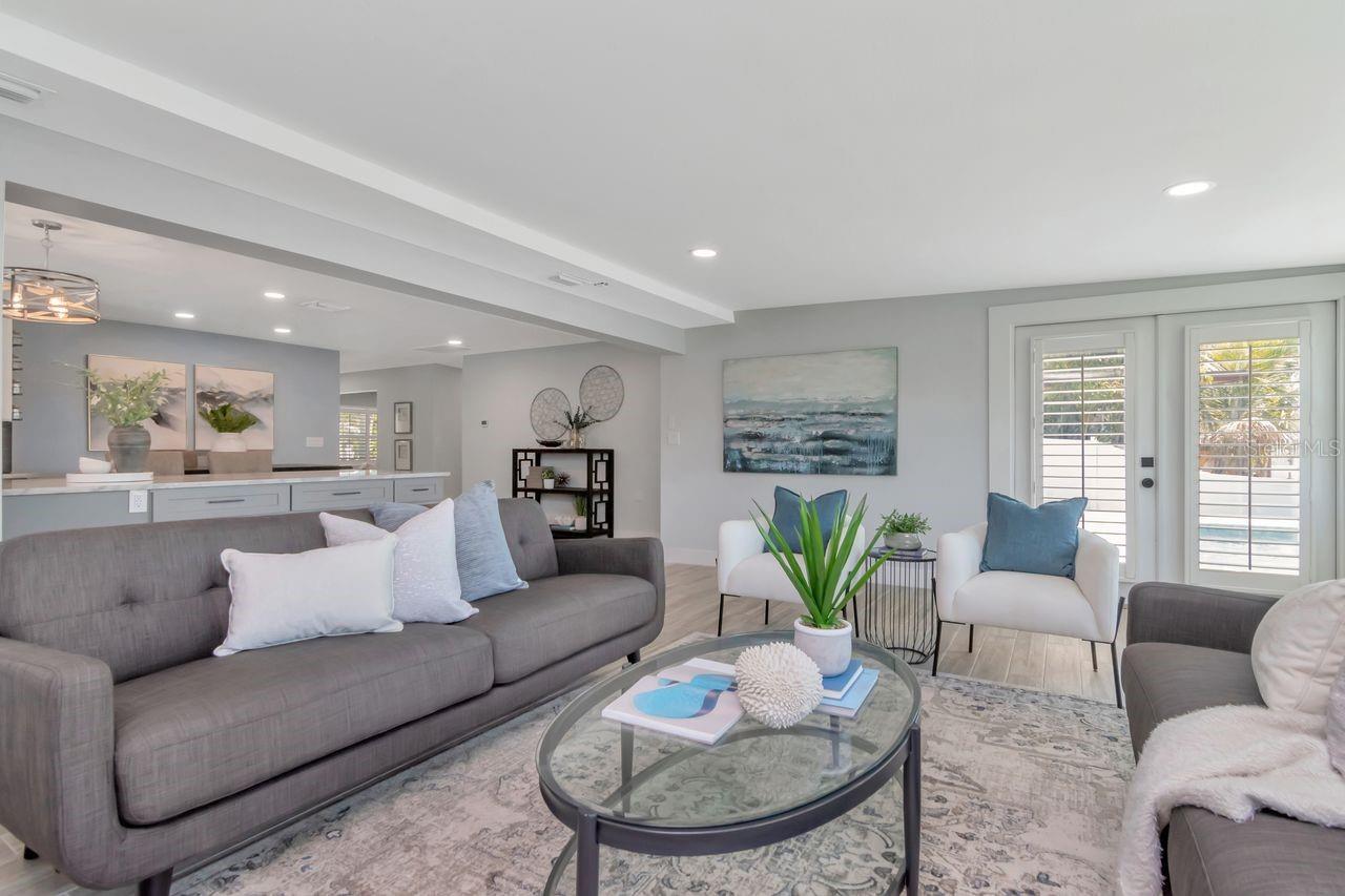 372 WESTWINDS DR, PALM HARBOR, FL, 34683