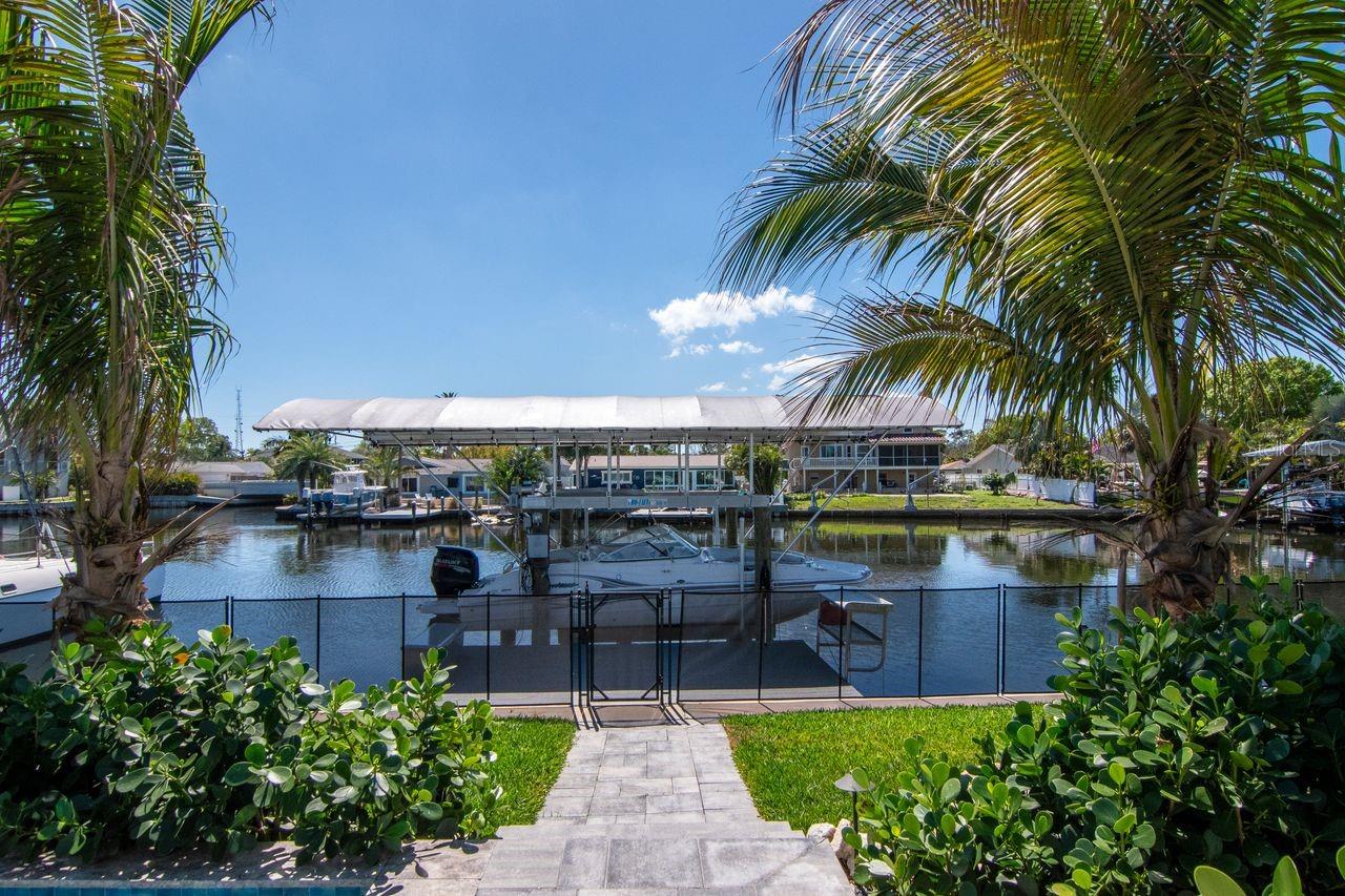 372 WESTWINDS DR, PALM HARBOR, FL, 34683