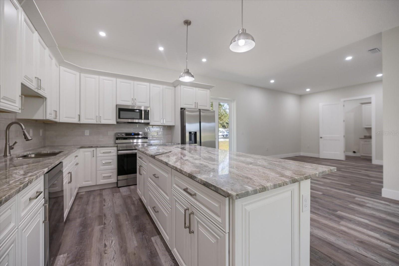 3525 MCINTOSH RD, SARASOTA, FL, 34232