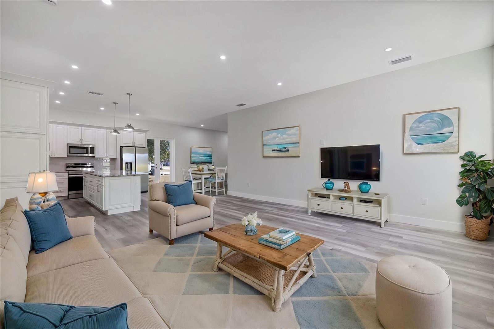 3525 MCINTOSH RD, SARASOTA, FL, 34232