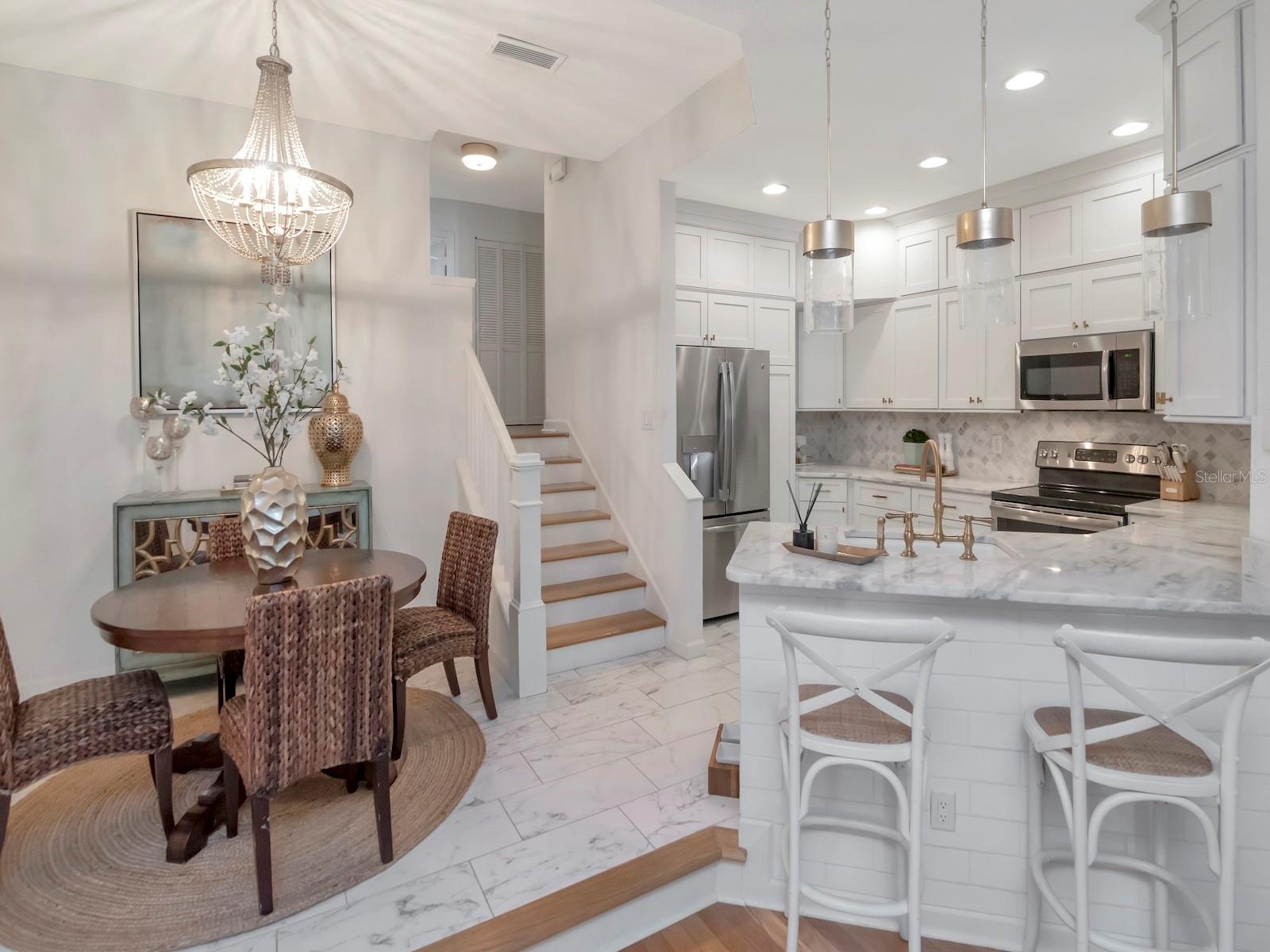 605 ISLAND PLACE WAY, TAMPA, FL, 33602
