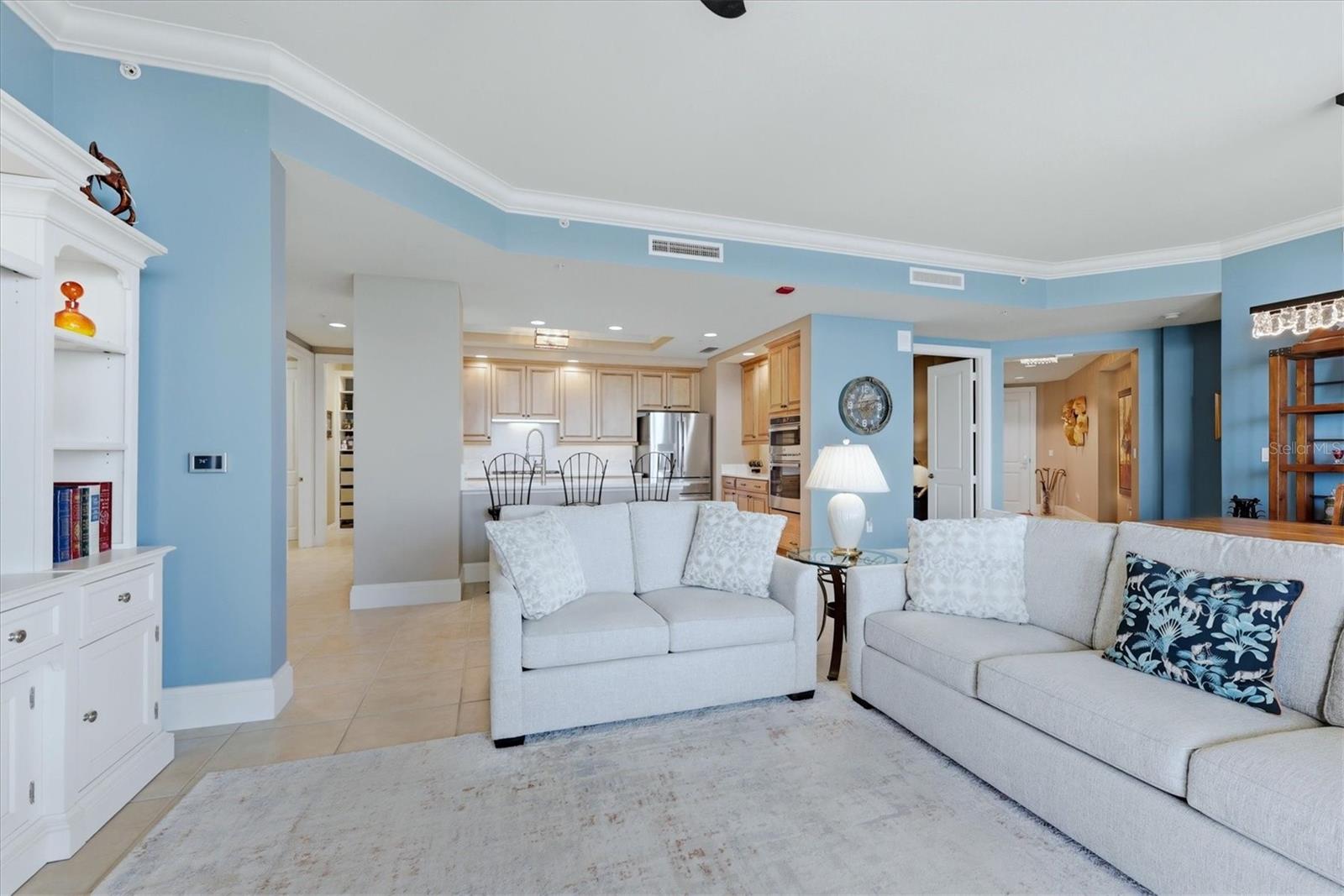 140 RIVIERA DUNES WAY #402, PALMETTO, FL, 34221