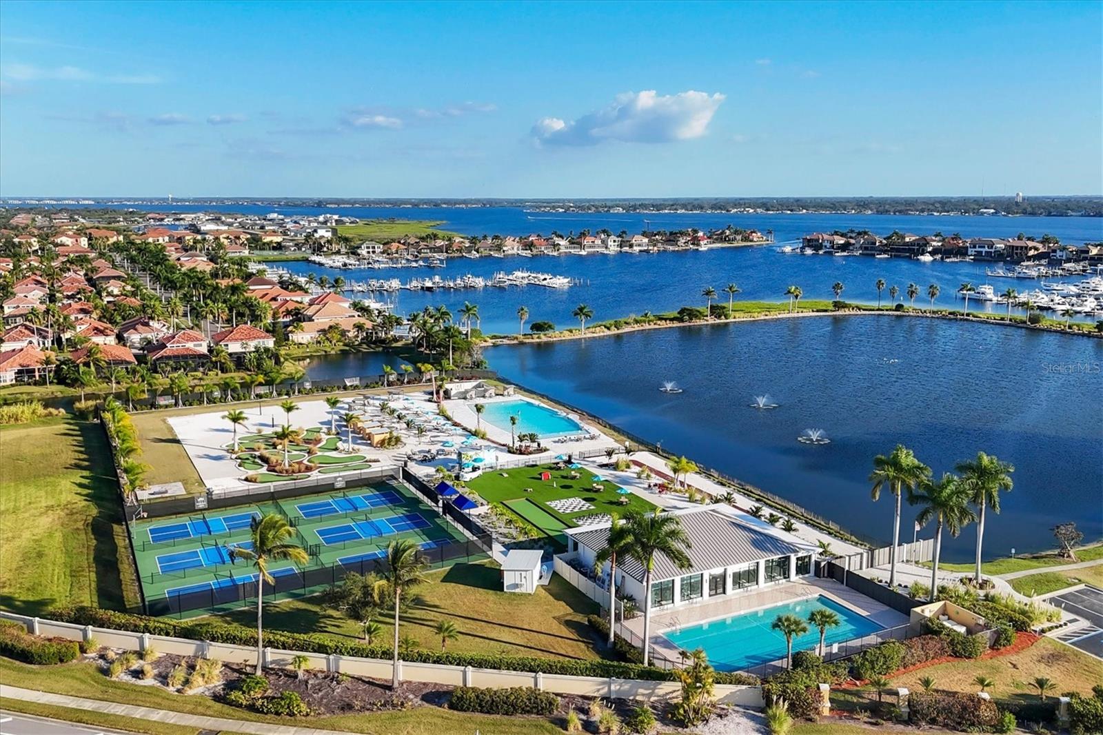 140 RIVIERA DUNES WAY #402, PALMETTO, FL, 34221