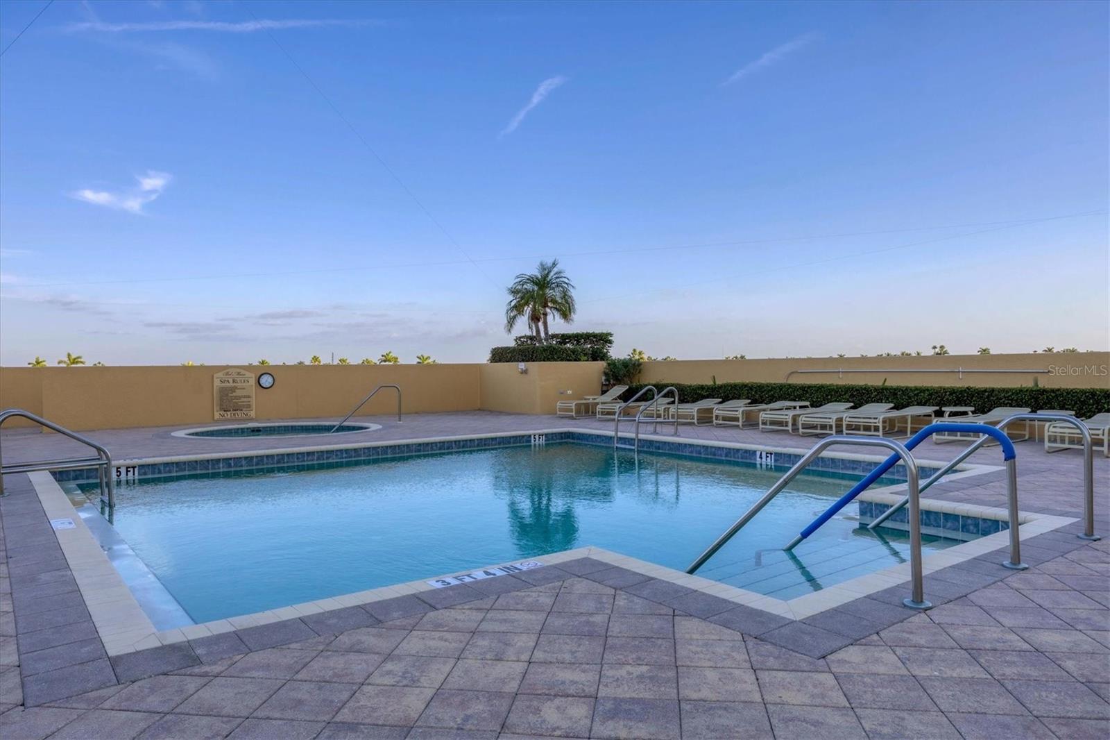 140 RIVIERA DUNES WAY #402, PALMETTO, FL, 34221