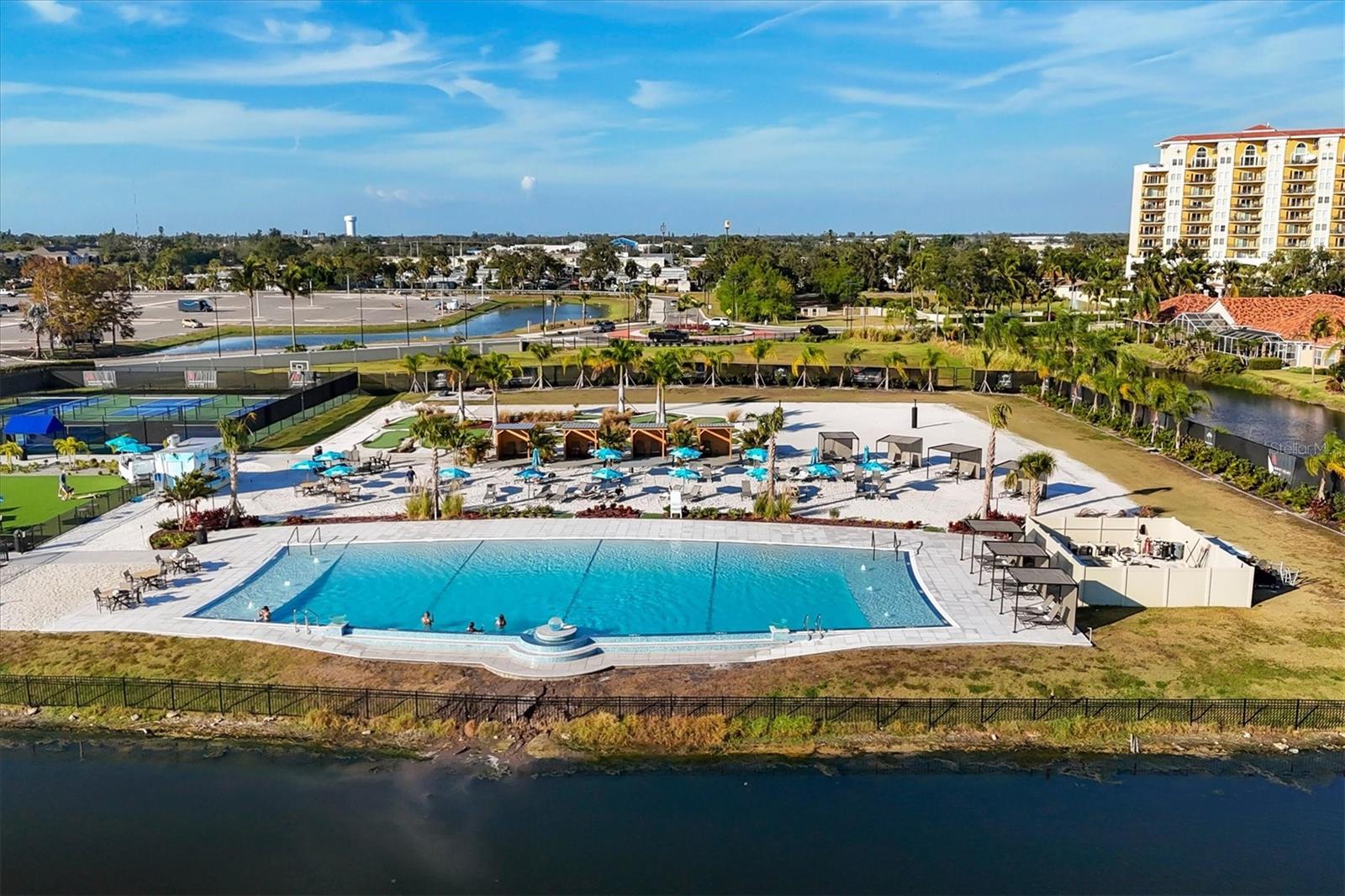 140 RIVIERA DUNES WAY #402, PALMETTO, FL, 34221