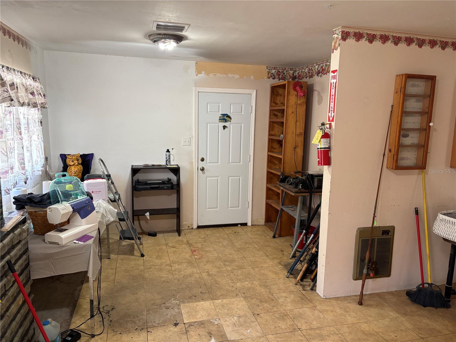 131 N C 470, LAKE PANASOFFKEE, FL, 33538