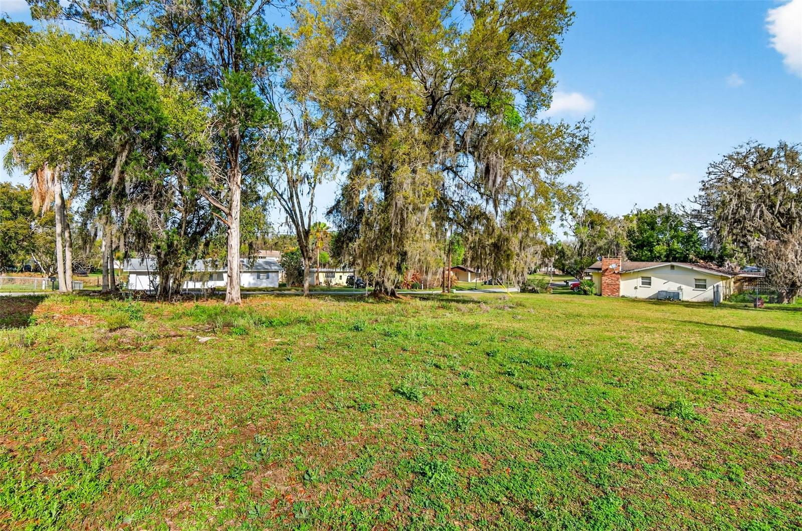 10820 LINDA VISTA LN, DADE CITY, FL, 33525