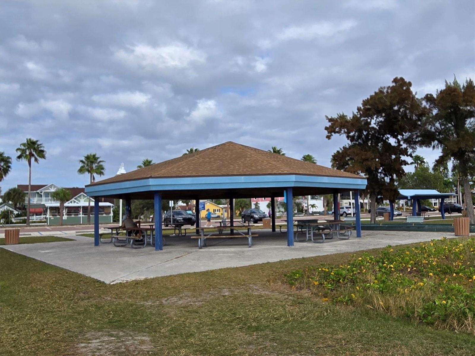 4737 DEL RIO WAY S, GULFPORT, FL, 33711